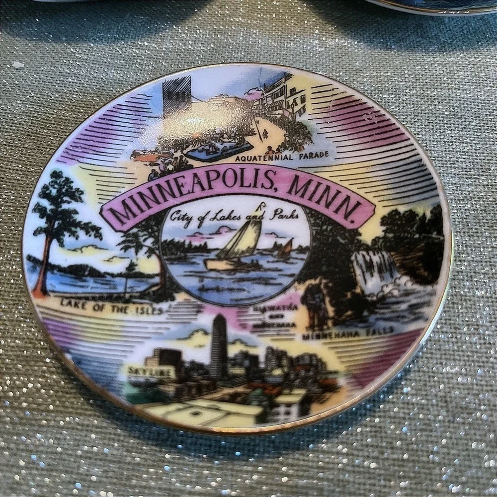 Vintage Thrifco Minneapolis Mini Plates/Butter Pats Gold Trim~ Set of 9